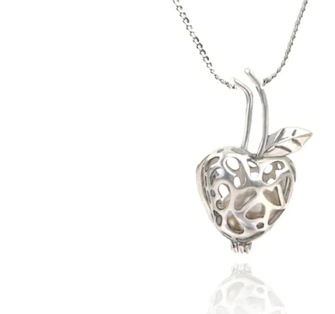 Love Desire Pearl Necklace