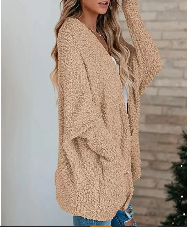 Knitted double pocket cardigan sweater