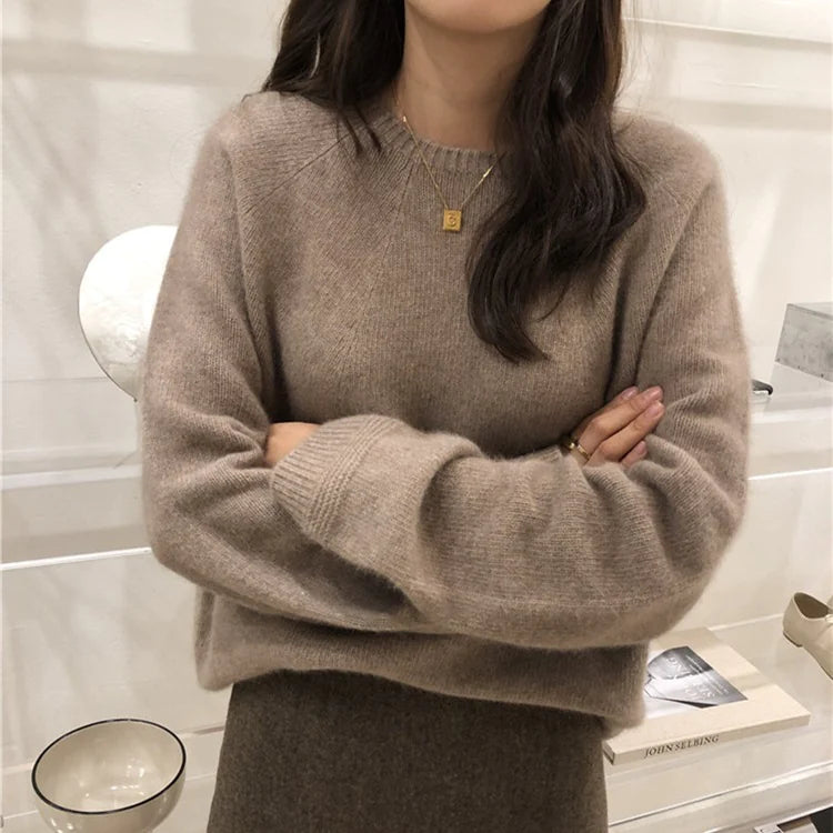 Women's Loose Thickened Round Neck Short Pure Wool Knitted Sweater